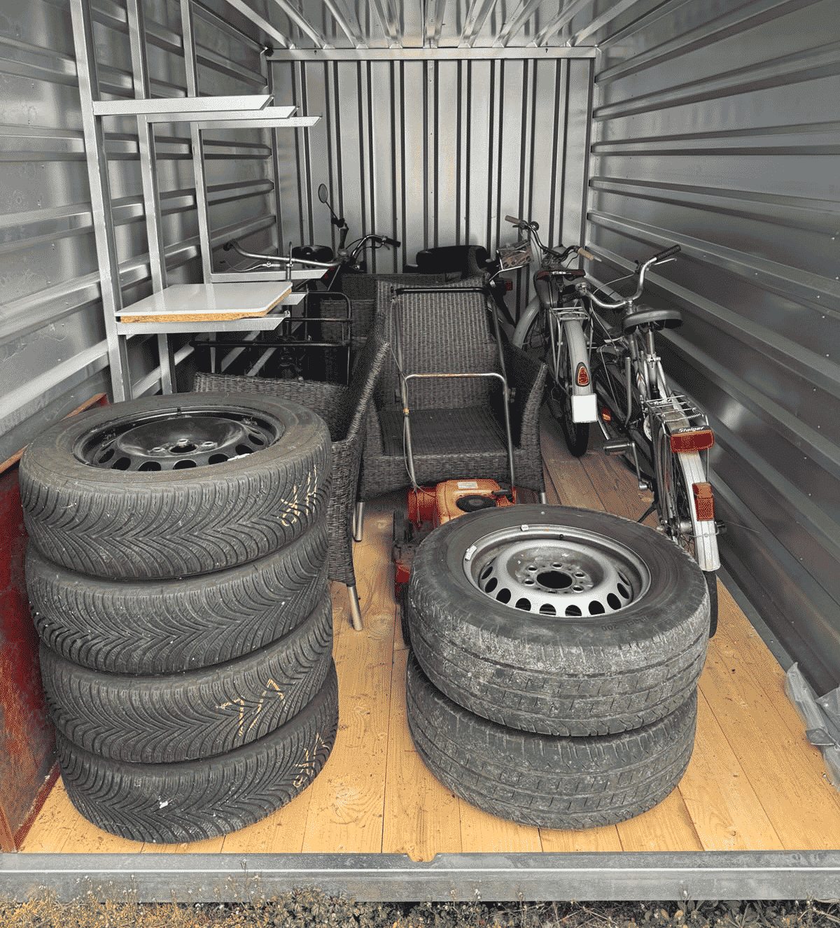 Container-Beispiel innen